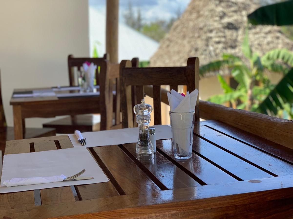 Zanzibar Tropical Sunset Boutique Hotel - Adults Only キウェンワ エクステリア 写真